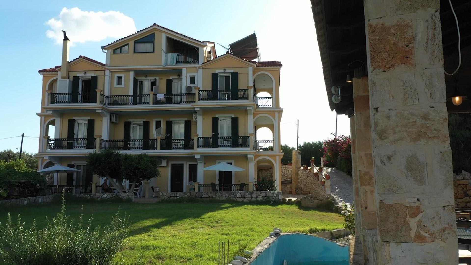 Remenata Apartment Lixouri Luaran gambar